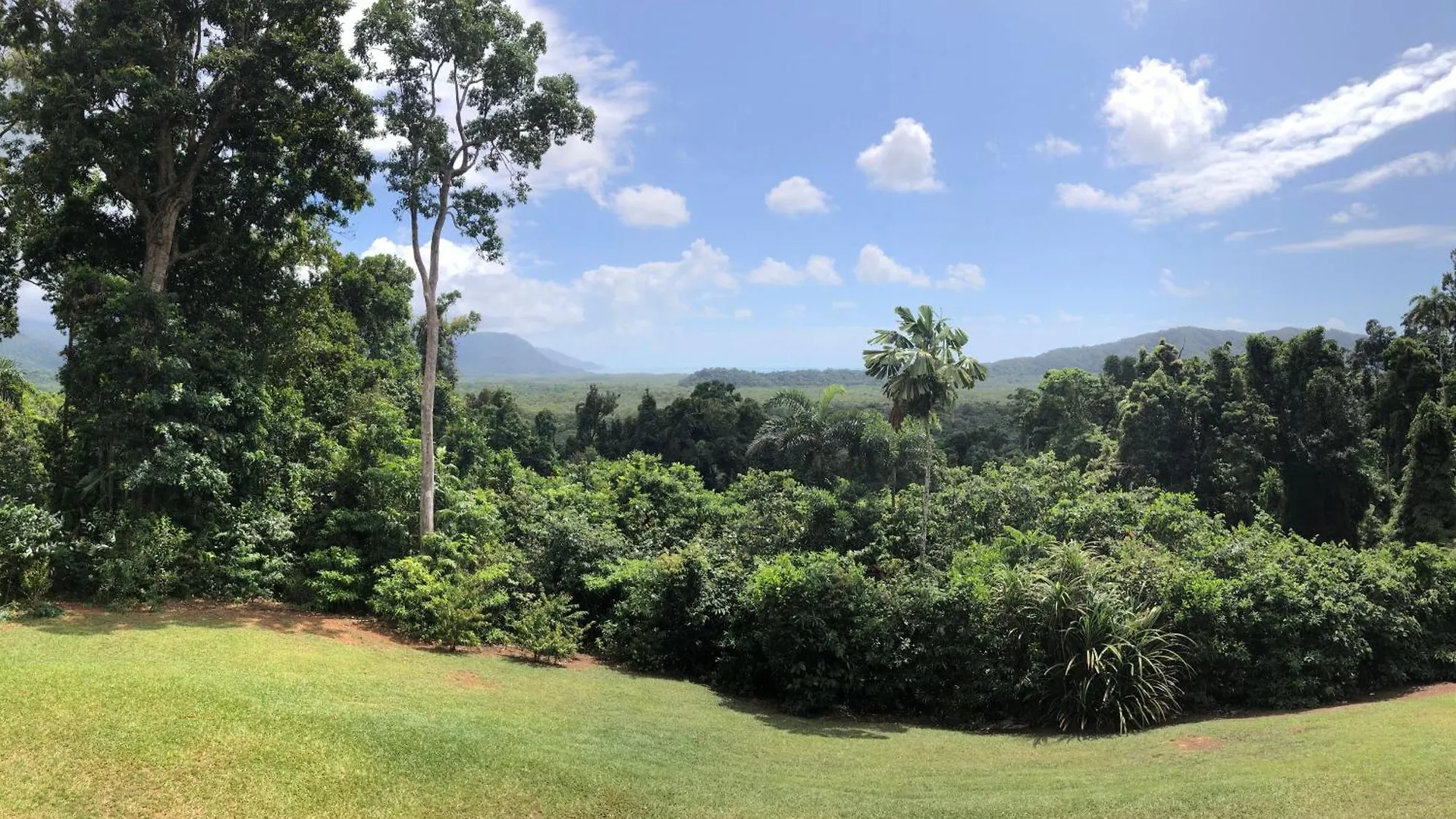 Holiday home Daintree - House With A View Villa Cow Bay
