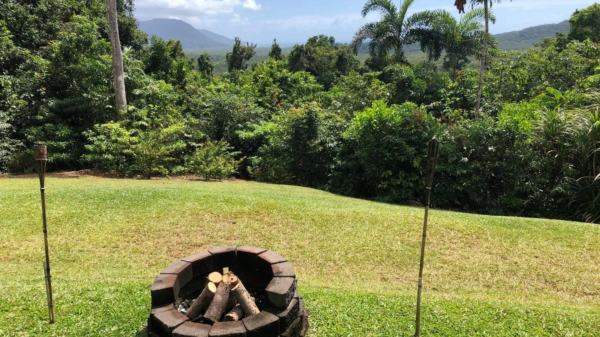 Holiday home Daintree - House With A View Villa Cow Bay